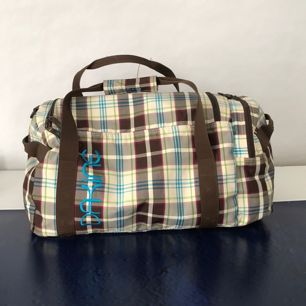 Dakine duffle bag